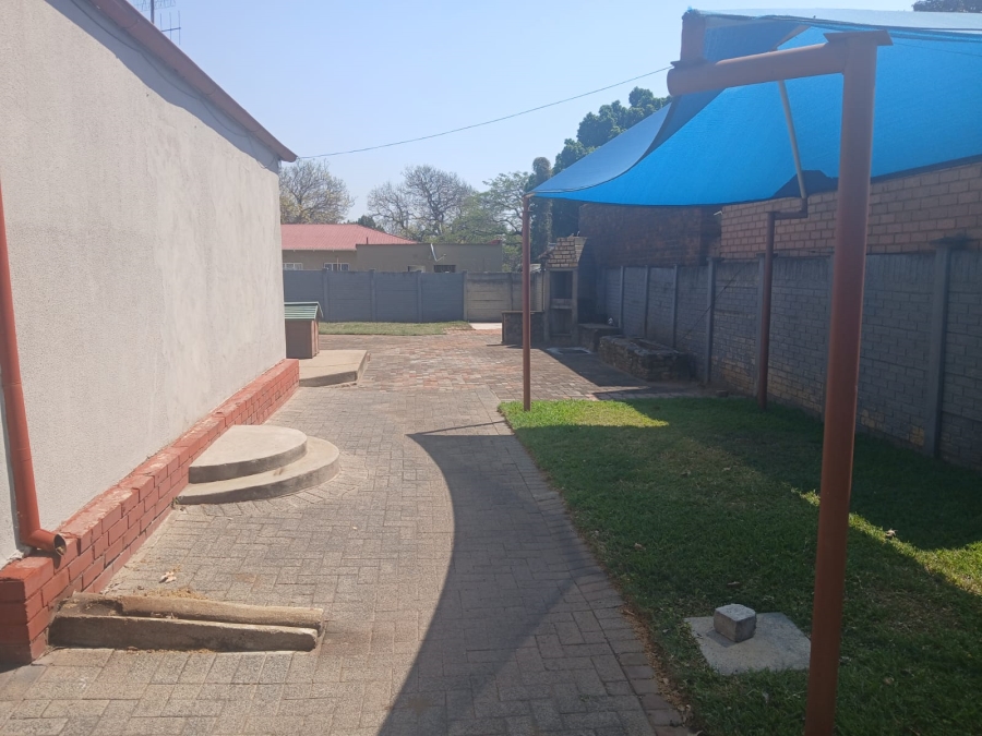 4 Bedroom Property for Sale in Bodorp North West